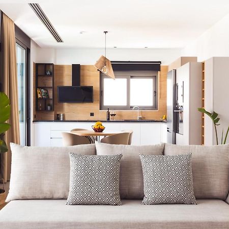 Nagia Luxury Family Villas อนาลิปซี ภายนอก รูปภาพ