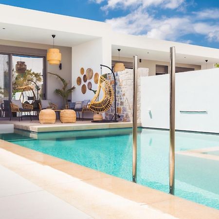 Nagia Luxury Family Villas อนาลิปซี ภายนอก รูปภาพ