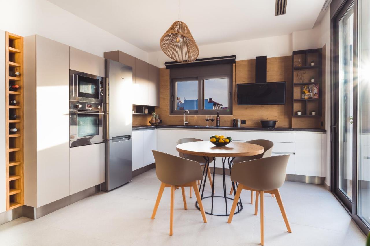 Nagia Luxury Family Villas อนาลิปซี ภายนอก รูปภาพ