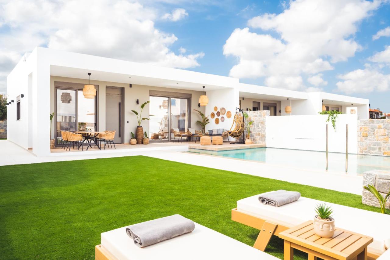 Nagia Luxury Family Villas อนาลิปซี ภายนอก รูปภาพ