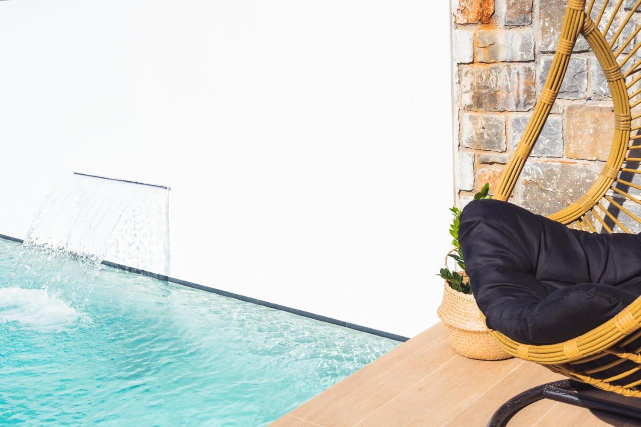 Nagia Luxury Family Villas อนาลิปซี ภายนอก รูปภาพ